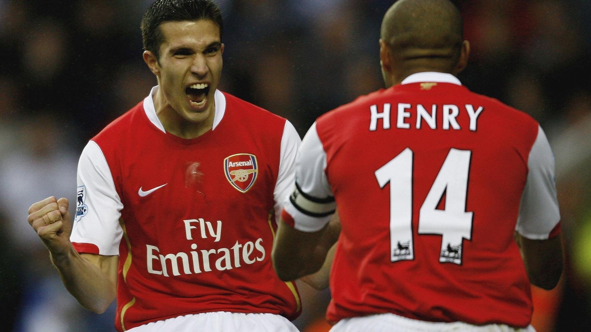 巴萨后防满血复活！弗里克最强阵首次合体引爆全网，弗利萨vs